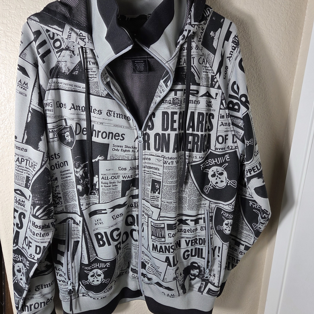 Vintage Freshjive Hoodie Sweatshirt Mens Size M Skate Cool Skater Newspaper Y2k